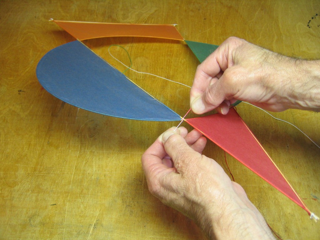 Asymmetric Kites 030
