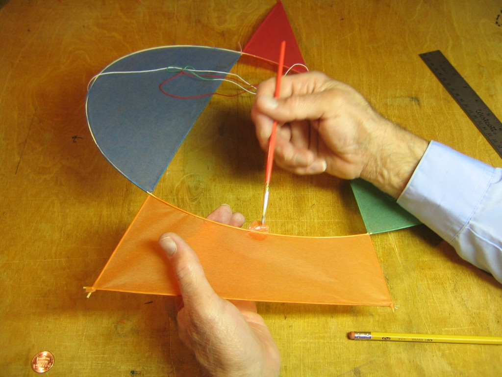 Asymmetric Kites 044