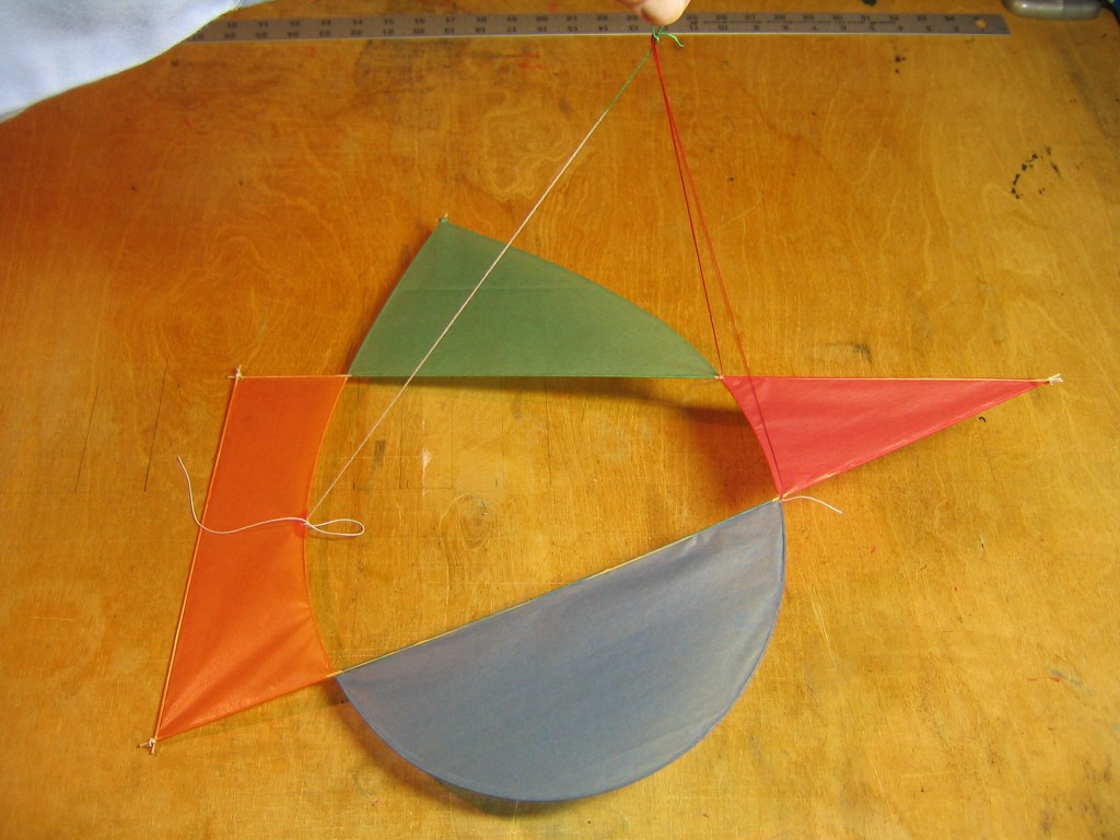 Asymmetric Kites 054