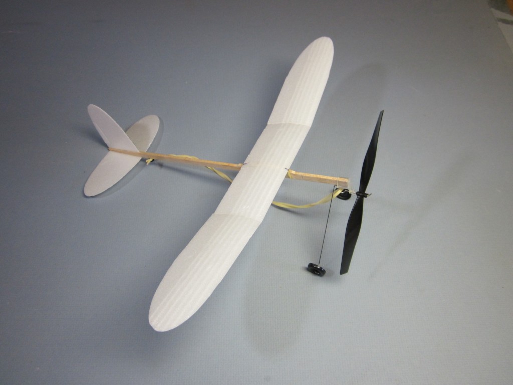 Foam Plate Plane 195